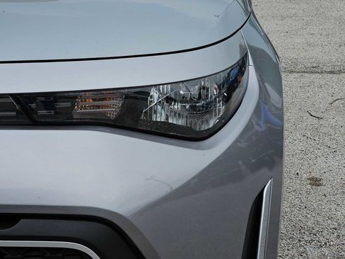 Certified 2025 Kia Soul LX w/ LX Technology Package FWD image 10