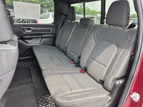 Used 2022 RAM 1500 Big Horn AWD/4WD image 9