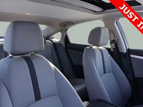 Used 2019 Honda Civic EX image 18