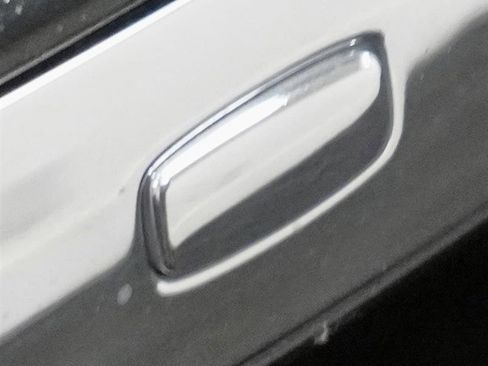 Used 2020 Buick Encore Preferred image 36