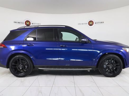 Used 2022 Mercedes-Benz GLE 53 AMG 4MATIC w/ 3rd Row Seat Package image 2