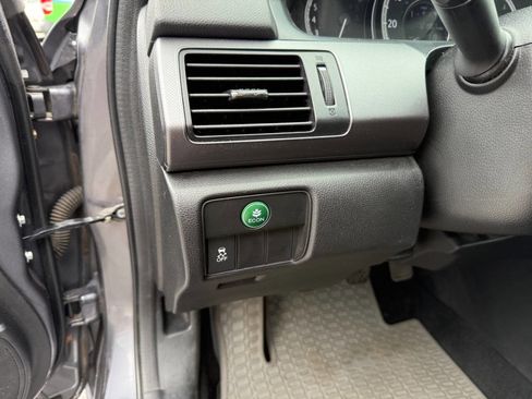 Used 2013 Honda Accord LX image 17