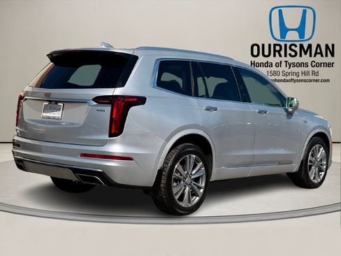 Used 2020 Cadillac XT6 Premium Luxury w/ LPO, Floor Liner Package image 4