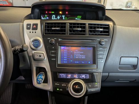 Used 2012 Toyota Prius V Three image 14