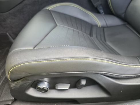 Used 2023 Chevrolet Corvette Z06 w/ Z07 Performance Package image 19