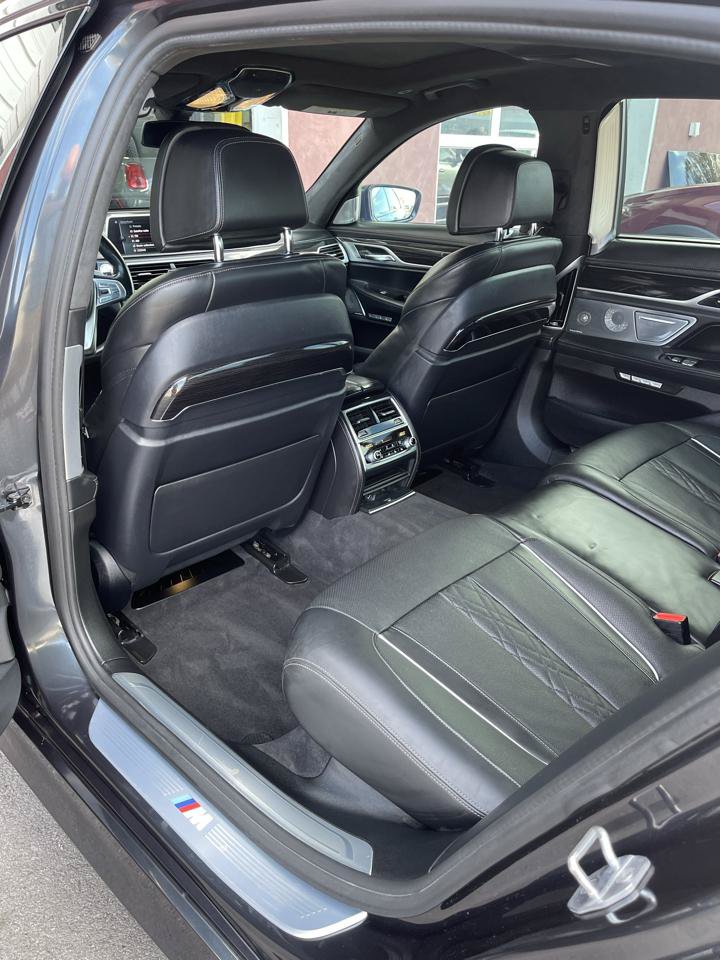 Used 2016 BMW 750i xDrive AWD/4WD image 13