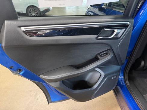 Used 2017 Porsche Macan AWD/4WD image 25