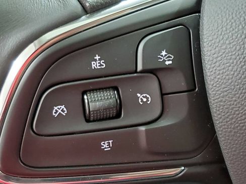Used 2023 Buick Encore GX Preferred w/ Cold Weather Comfort Package FWD image 30
