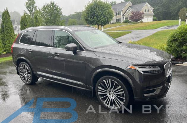 Used 2023 Volvo XC90 B5 Plus w/ Protection Package AWD/4WD image 1