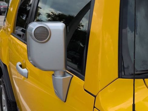 Used 2010 Toyota FJ Cruiser 4WD image 12