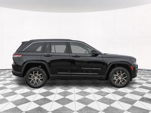 New 2025 Jeep Grand Cherokee Limited image 8