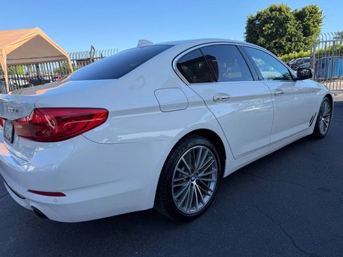 Used 2018 BMW 530i w/ Premium Package RWD image 20
