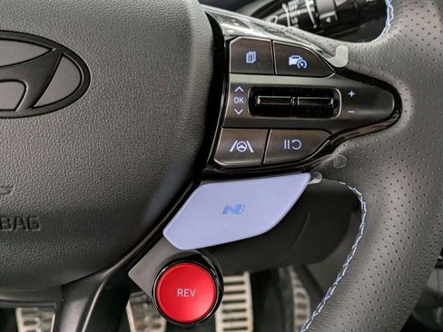 Used 2025 Hyundai Elantra N image 19