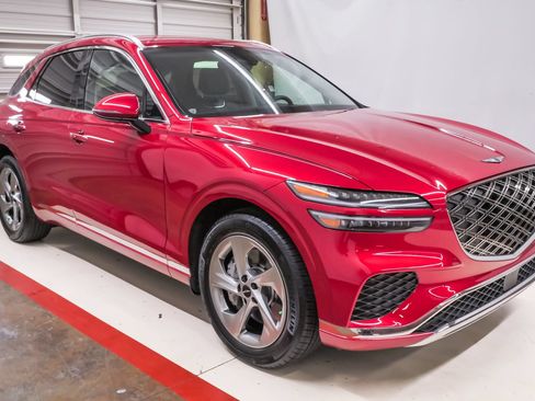 Certified 2026 Genesis GV70 2.5T AWD/4WD image 5