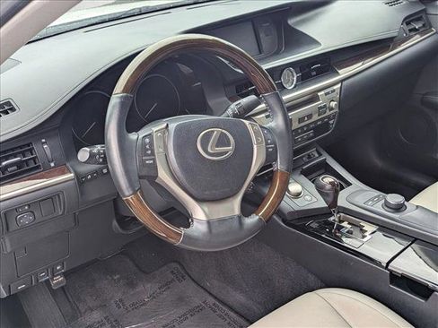 Used 2013 Lexus ES 350 image 9