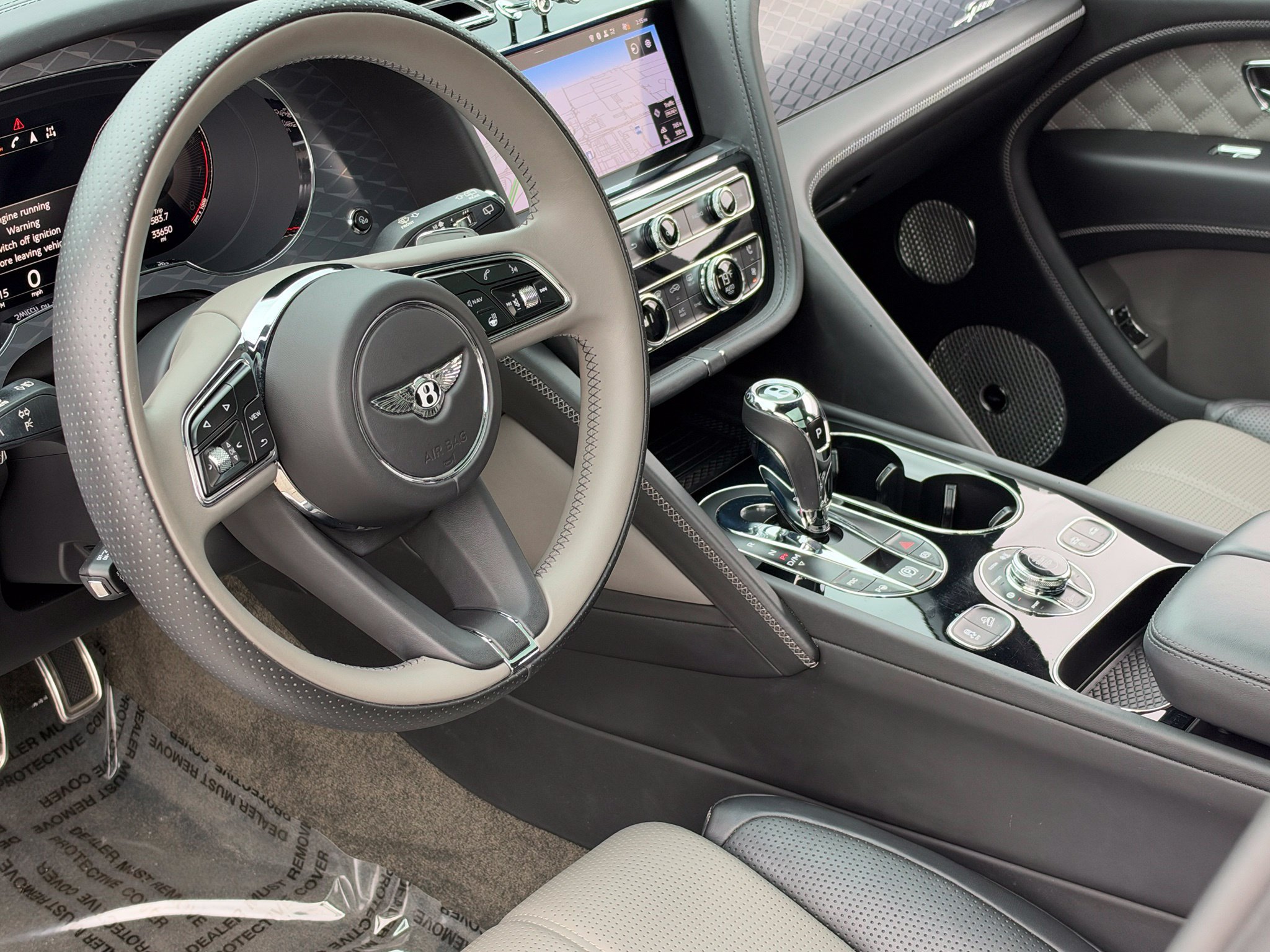 Used 2022 Bentley Bentayga Speed AWD/4WD image 2