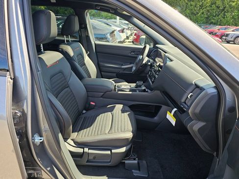 New 2026 Nissan Pathfinder Rock Creek w/ Rock Creek Premium Package AWD/4WD image 30