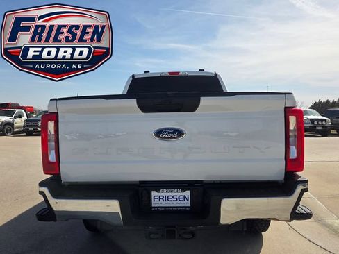 Used 2024 Ford F250 XLT w/ FX4 Off-Road Package AWD/4WD image 6