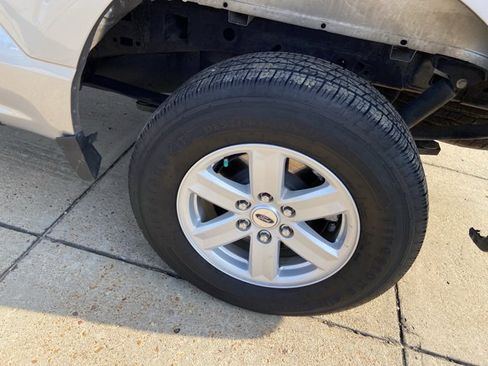 Used 2023 Ford F150 XLT RWD image 34