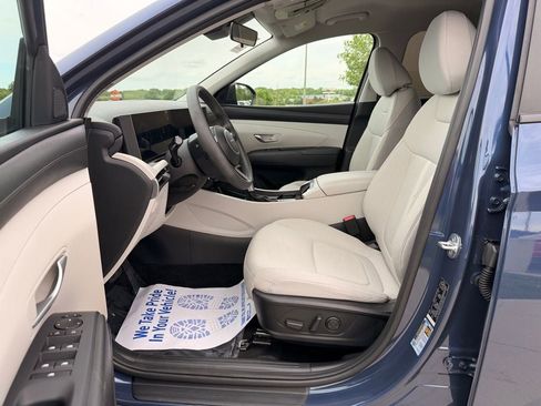 Used 2025 Hyundai Tucson SEL FWD image 25