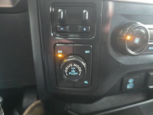 Used 2021 Ford F150 XLT w/ Trailer Tow Package image 18