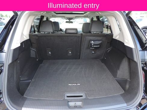 Certified 2026 Nissan Rogue SV w/ SV Premium Package FWD image 13