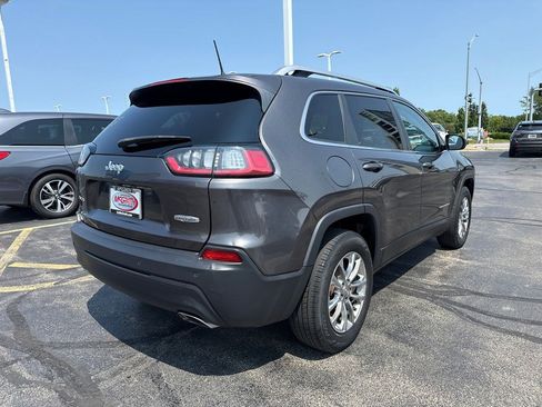 Used 2019 Jeep Cherokee Latitude Plus w/ Cold Weather Group AWD/4WD image 5
