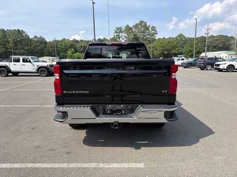 Used 2025 Chevrolet Silverado 1500 LT AWD/4WD image 6