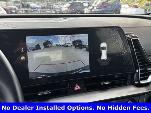 Used 2025 Kia Sportage EX FWD image 17