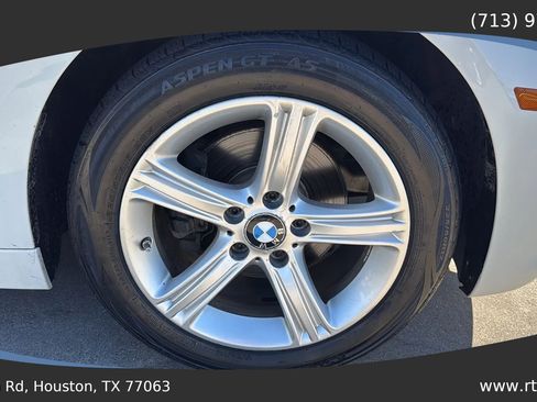 Used 2014 BMW 328i xDrive Sedan AWD/4WD image 13