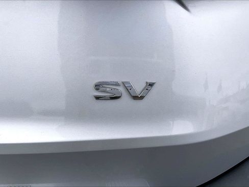 Certified 2022 Nissan Rogue SV FWD image 9