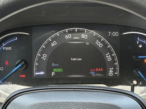 Used 2025 Toyota RAV4 LE AWD/4WD image 16