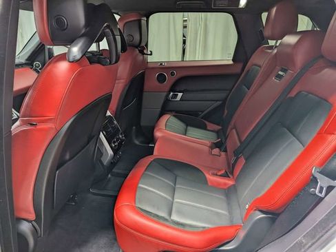 Used 2021 Land Rover Range Rover Sport HST image 9