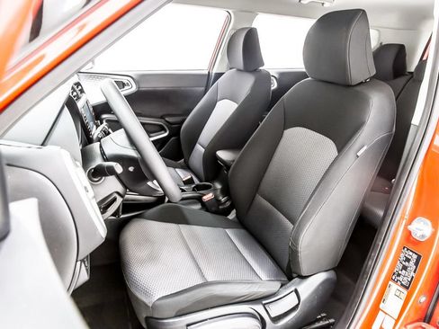 Used 2021 Kia Soul LX FWD image 27