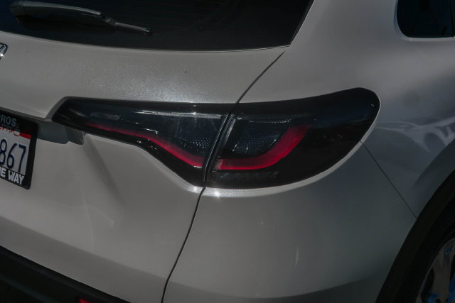 Used 2025 Honda HR-V LX image 8