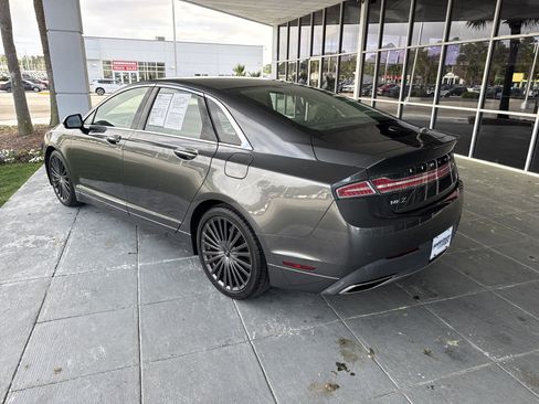 Used 2017 Lincoln MKZ Reserve w/ Climate Package image 12