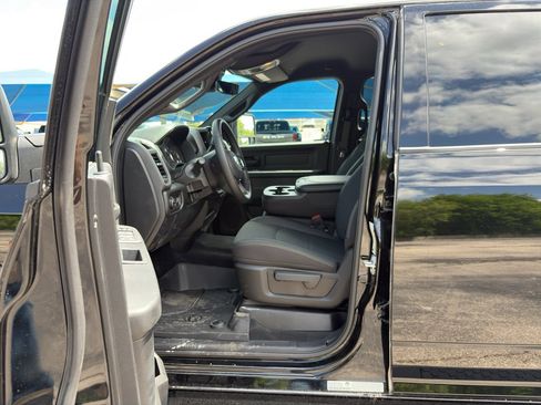 New 2026 RAM 2500 Warlock AWD/4WD image 11