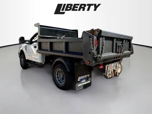 Used 2019 Ford F350 XL w/ XL Value Package image 5