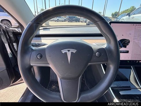 Used 2018 Tesla Model 3 AWD/4WD image 15