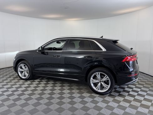 Used 2022 Audi Q8 Premium Plus AWD/4WD image 8