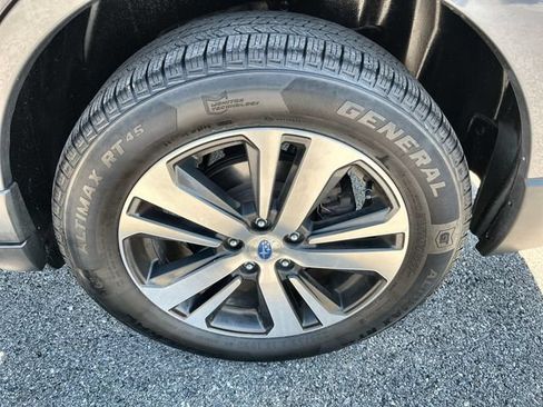 Used 2019 Subaru Outback 3.6R Limited AWD/4WD image 20