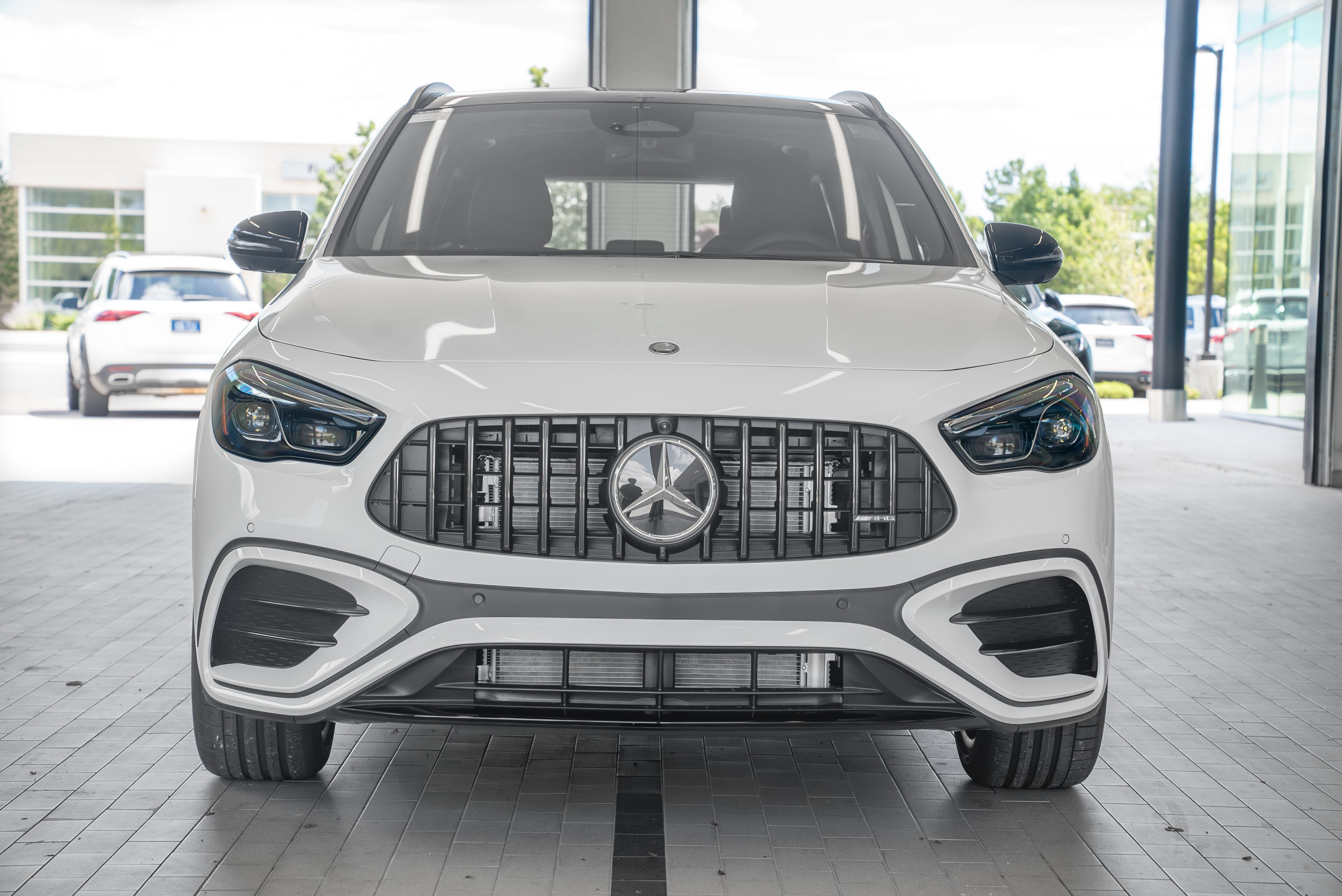 Used 2025 Mercedes-Benz GLA 35 AMG 4MATIC image 11