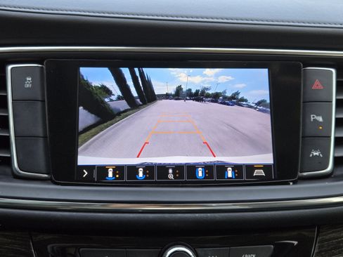 Used 2021 Buick Enclave Avenir FWD image 14