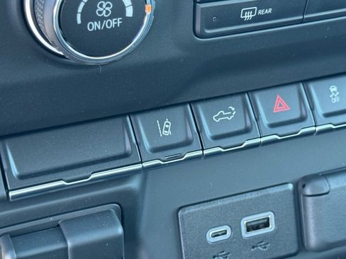 New 2026 Chevrolet Silverado 2500 W/T w/ WT Convenience Package image 22