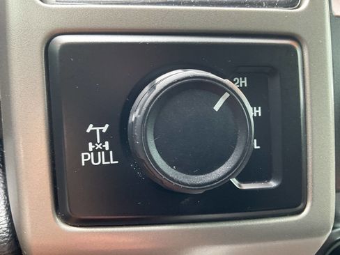 Used 2017 Ford F250 Lariat w/ Chrome Package AWD/4WD image 25