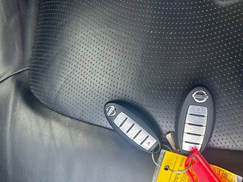 Used 2018 Nissan Armada SL w/ Premium Package image 26