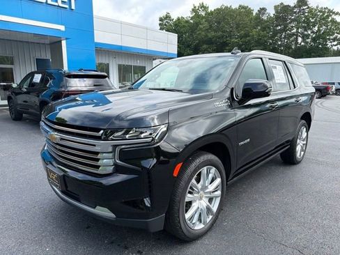 Used 2023 Chevrolet Tahoe High Country w/ Premium Package 2 AWD/4WD image 9