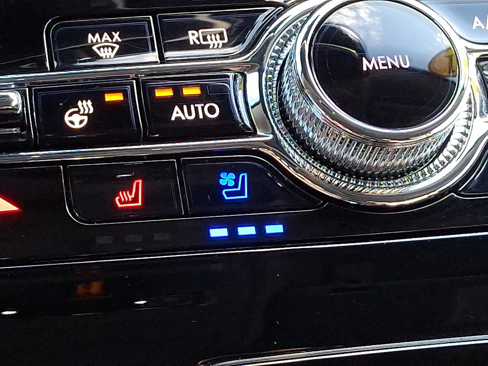 Used 2021 Lincoln Corsair AWD w/ Equipment Group 101A image 24