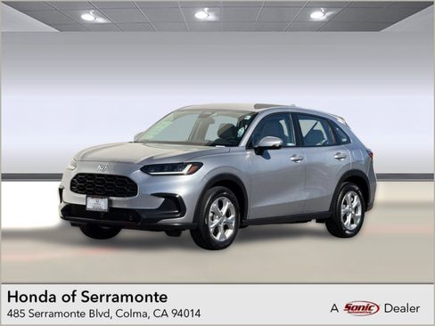 Used 2023 Honda HR-V LX image 1