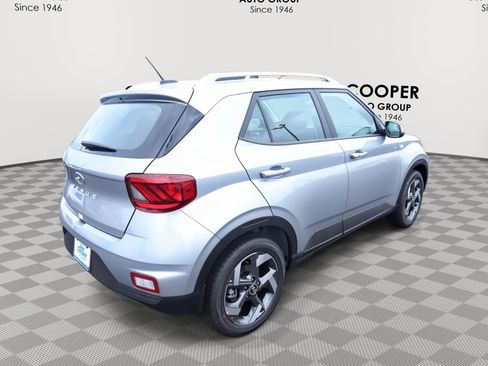 New 2026 Hyundai Venue SEL FWD image 6